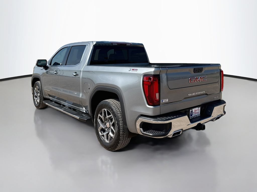 Used 2023 GMC Sierra 1500 SLT AWD/4WD image 5