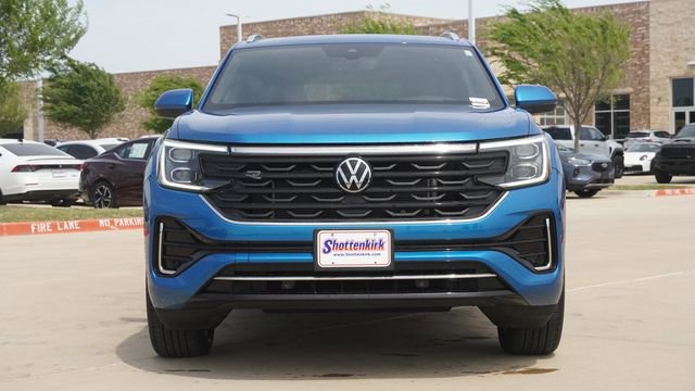 Used 2024 Volkswagen Atlas Cross Sport SEL R-Line image 2