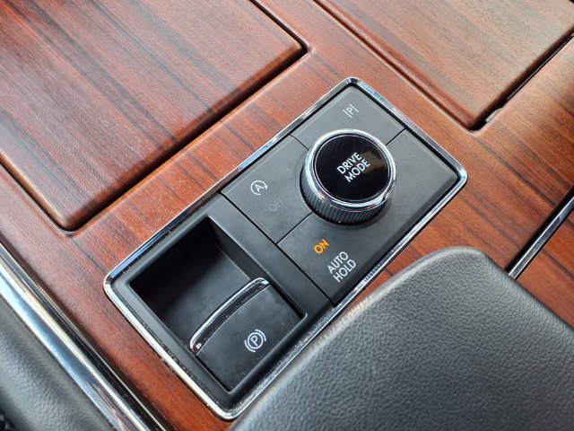 Used 2023 Lincoln Navigator L Reserve AWD/4WD image 15