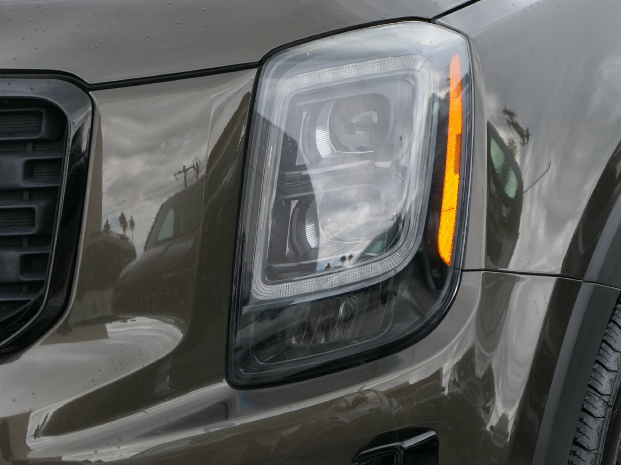 Used 2021 Kia Telluride EX w/ EX Premium Package AWD/4WD image 7
