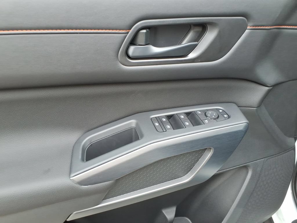 New 2026 Nissan Pathfinder Rock Creek AWD/4WD image 16