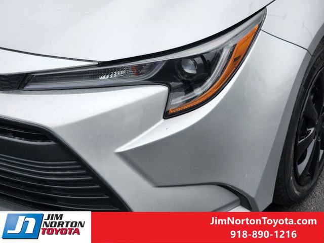 Used 2024 Toyota Corolla LE FWD image 10