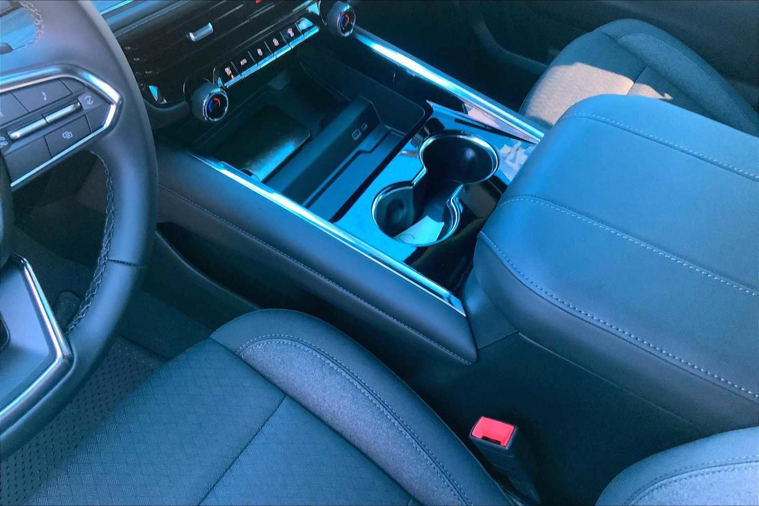 New 2026 Chevrolet Tahoe LS image 7