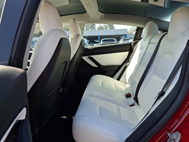 Used 2018 Tesla Model 3 Long Range image 12