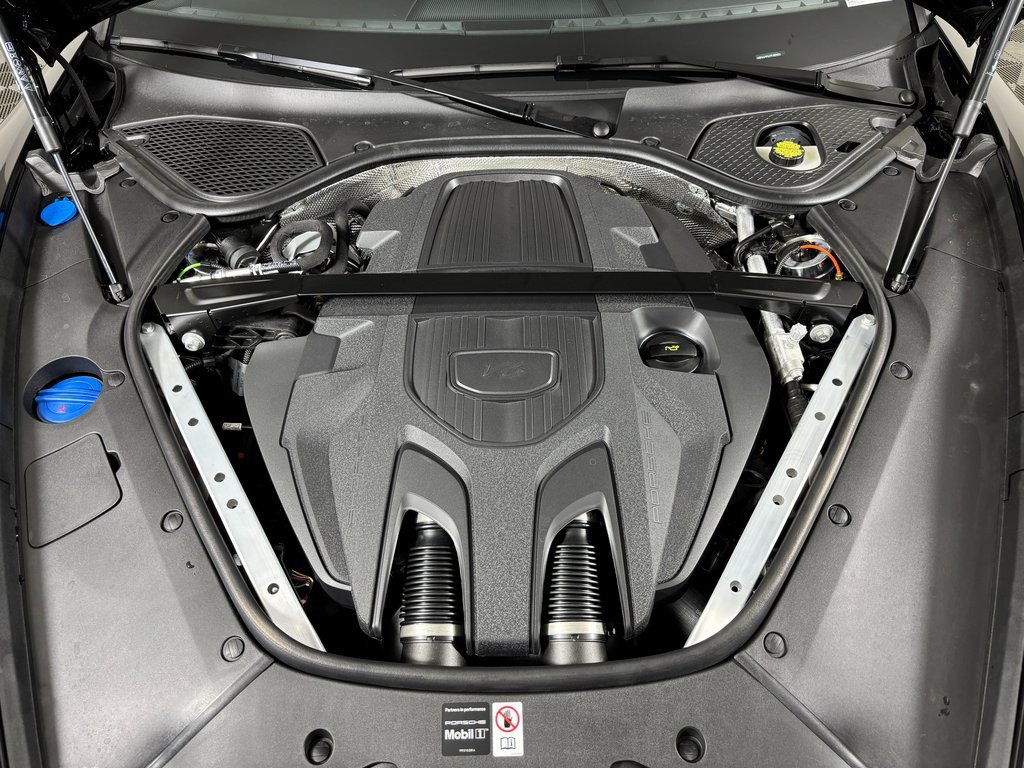 Used 2026 Porsche Panamera 4 image 42
