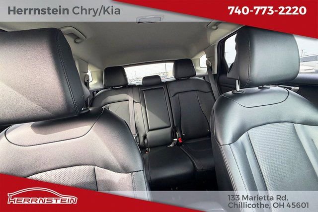 Used 2024 Kia Sportage EX image 18