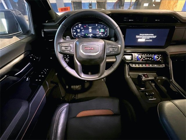 Used 2025 GMC Sierra 1500 AT4 w/ AT4 Premium Package image 5