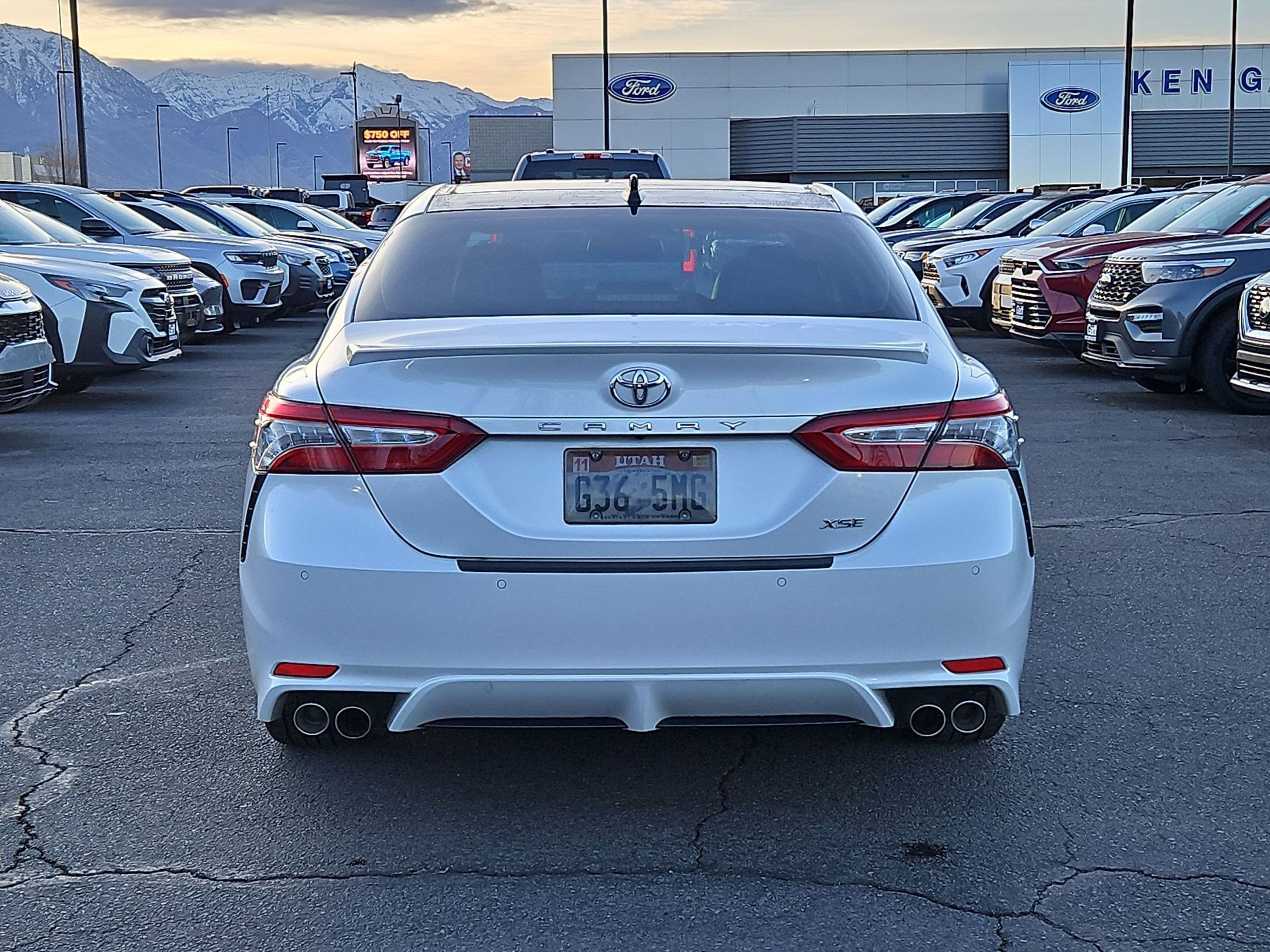 Used 2019 Toyota Camry XSE w/ Driver Assist Package image 7