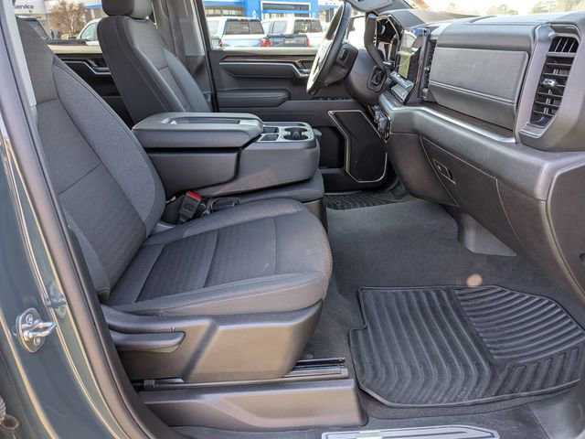 Used 2025 Chevrolet Silverado 1500 LT image 37