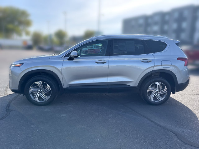 Used 2023 Hyundai Santa Fe SEL w/ Winter Weather Package AWD/4WD image 2
