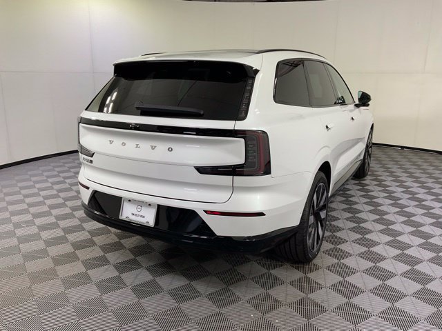 New 2026 Volvo EX90 Ultra AWD/4WD image 6