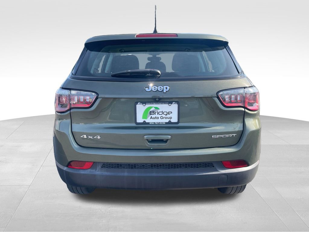 Used 2019 Jeep Compass Sport AWD/4WD image 5