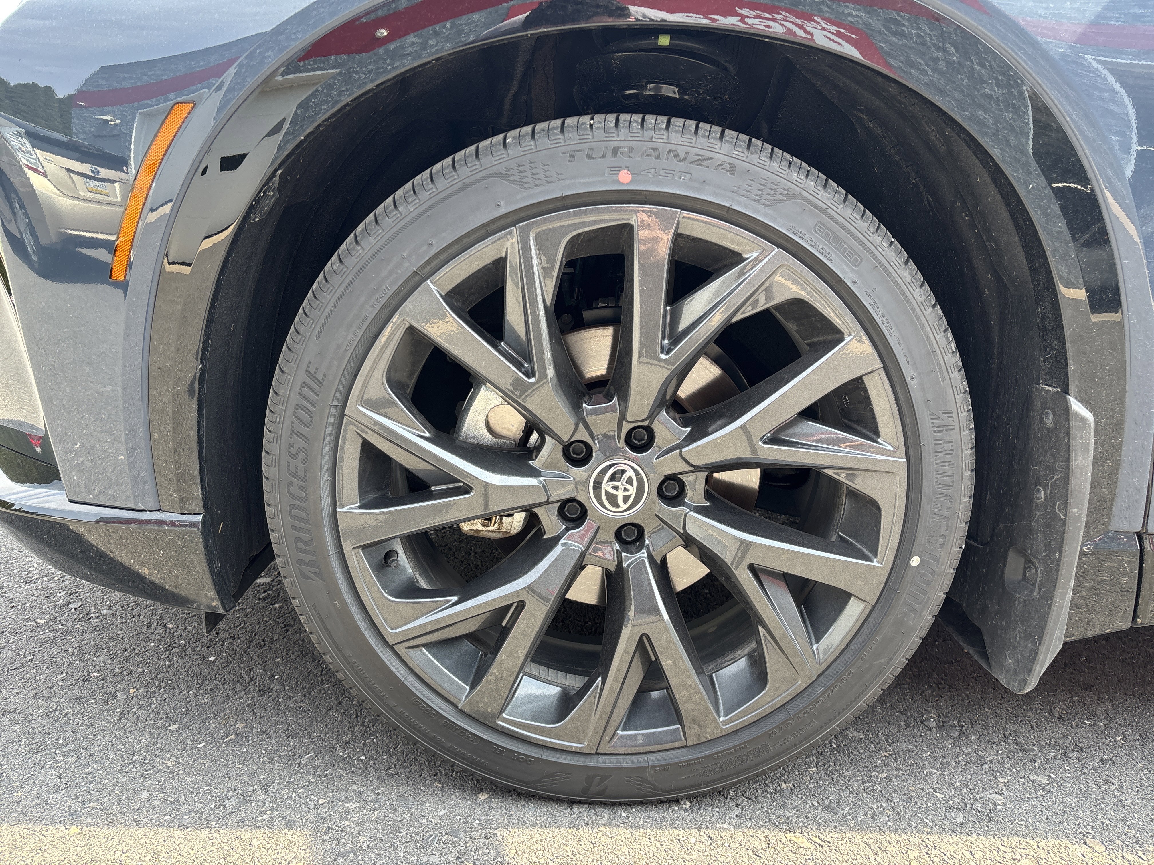 Certified 2025 Toyota Crown Signia w/ Advanced Technology Package image 11