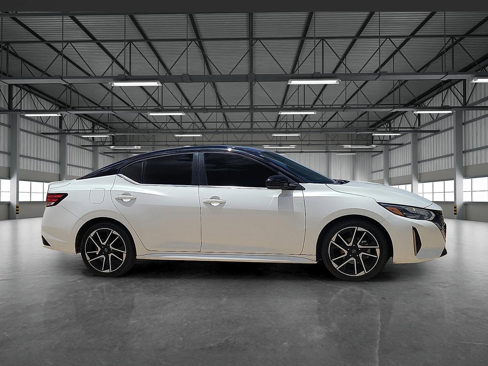 Used 2024 Nissan Sentra SR FWD image 5