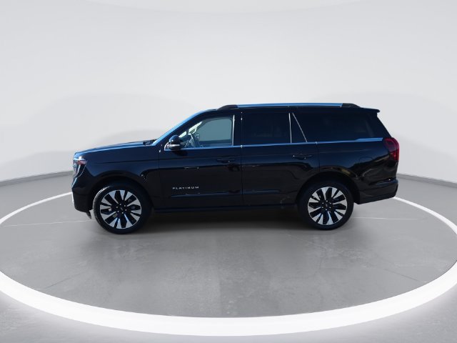 Used 2025 Ford Expedition Platinum w/ Driver's Package AWD/4WD image 5