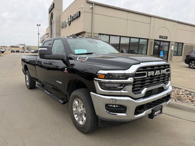 Used 2025 RAM 3500 Big Horn image 1