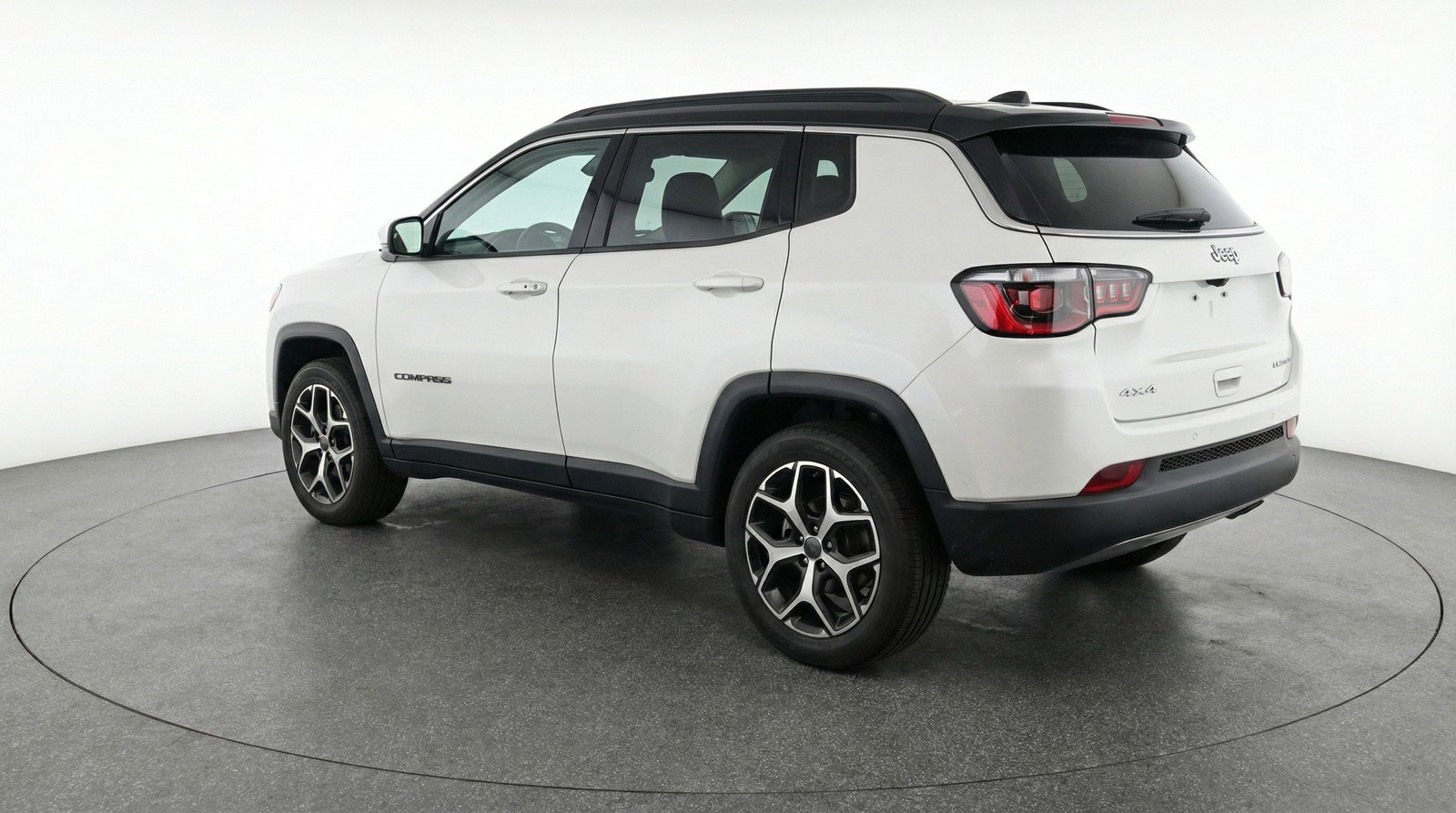 Used 2025 Jeep Compass Limited image 6
