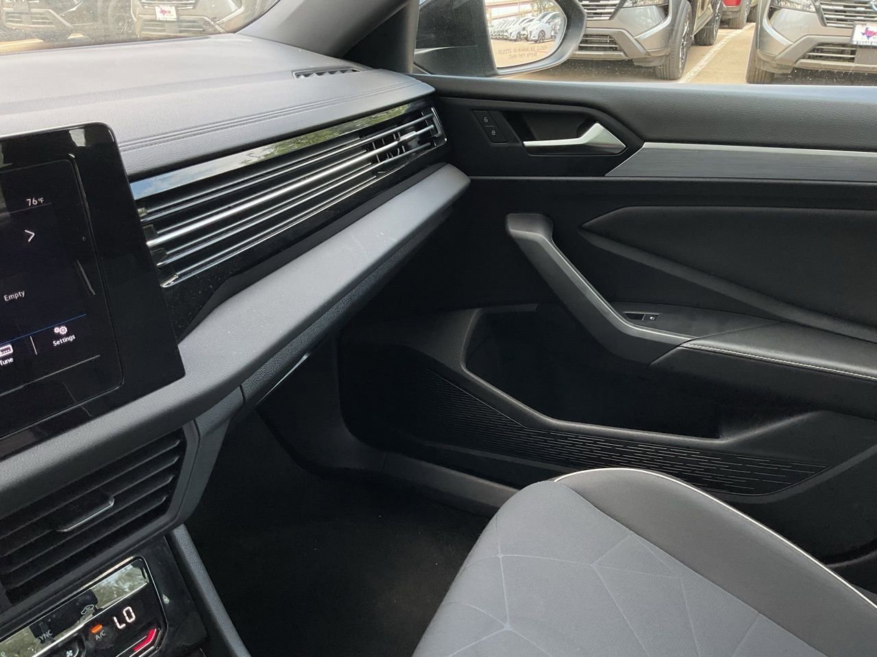 Used 2025 Volkswagen Jetta Sport image 35