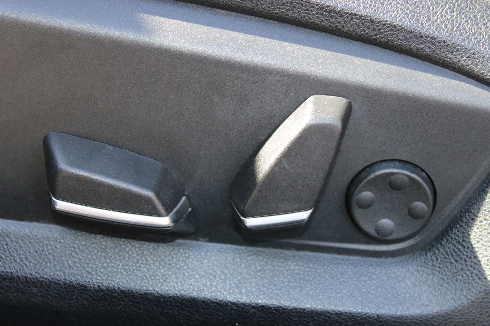 Used 2016 BMW 528i Sedan image 12