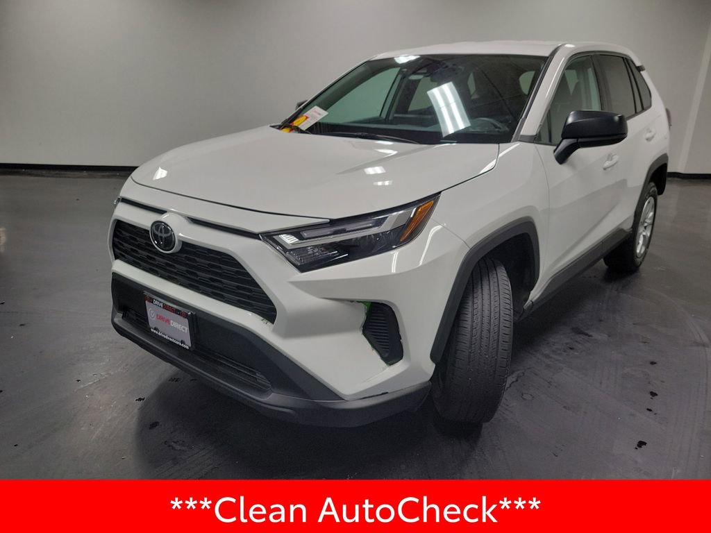 Used 2023 Toyota RAV4 LE image 4