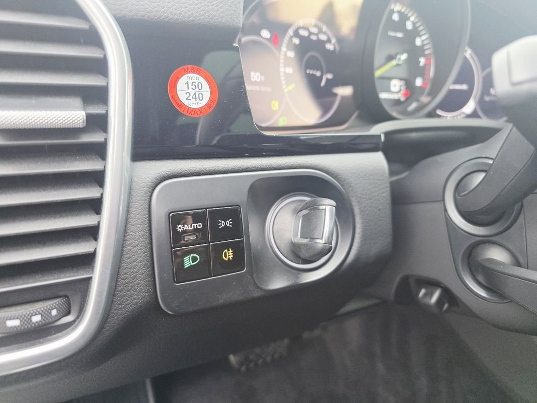 Used 2021 Porsche Cayenne E-Hybrid image 24