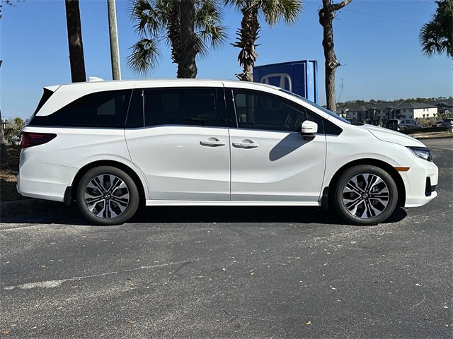 New 2026 Honda Odyssey Elite image 2