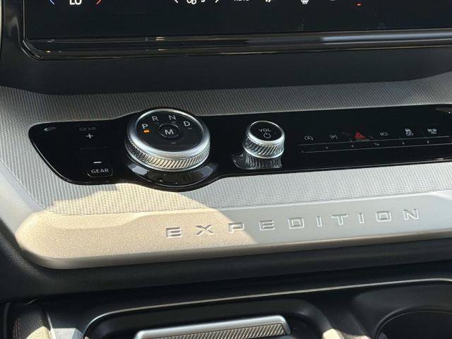 Certified 2025 Ford Expedition Max Active RWD image 15