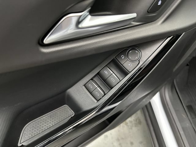 New 2027 Chevrolet Equinox RS w/ Safety and Technology Package AWD/4WD image 16
