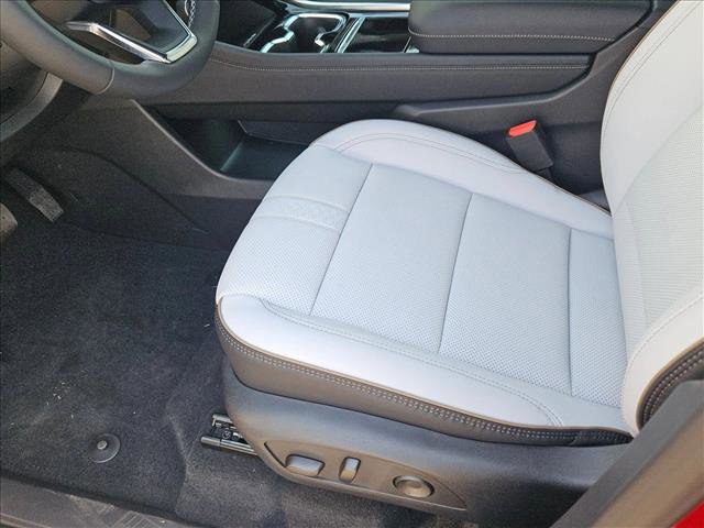 New 2026 Chevrolet Traverse High Country image 4