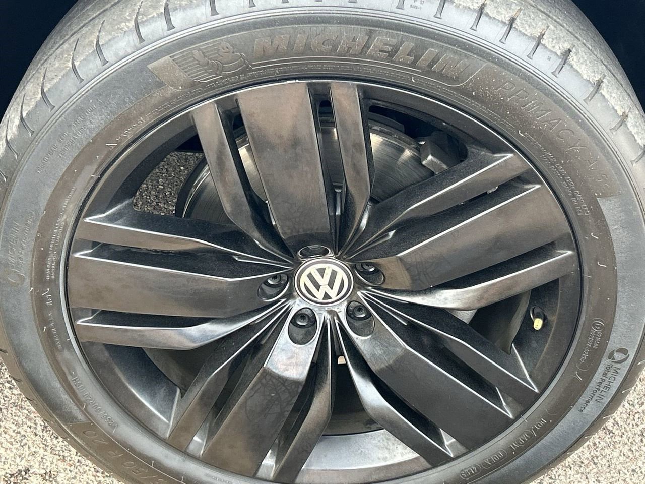 Used 2019 Volkswagen Atlas SE w/ Panoramic Sunroof Package FWD image 7