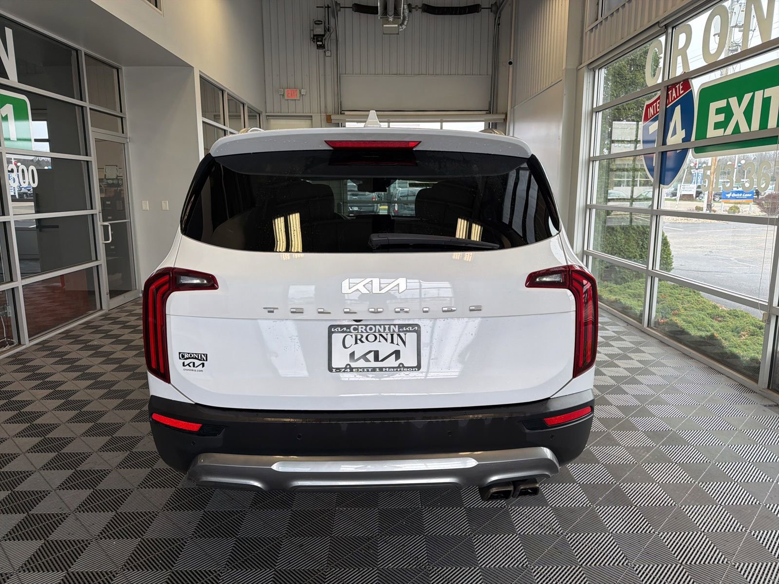 Used 2022 Kia Telluride EX image 5