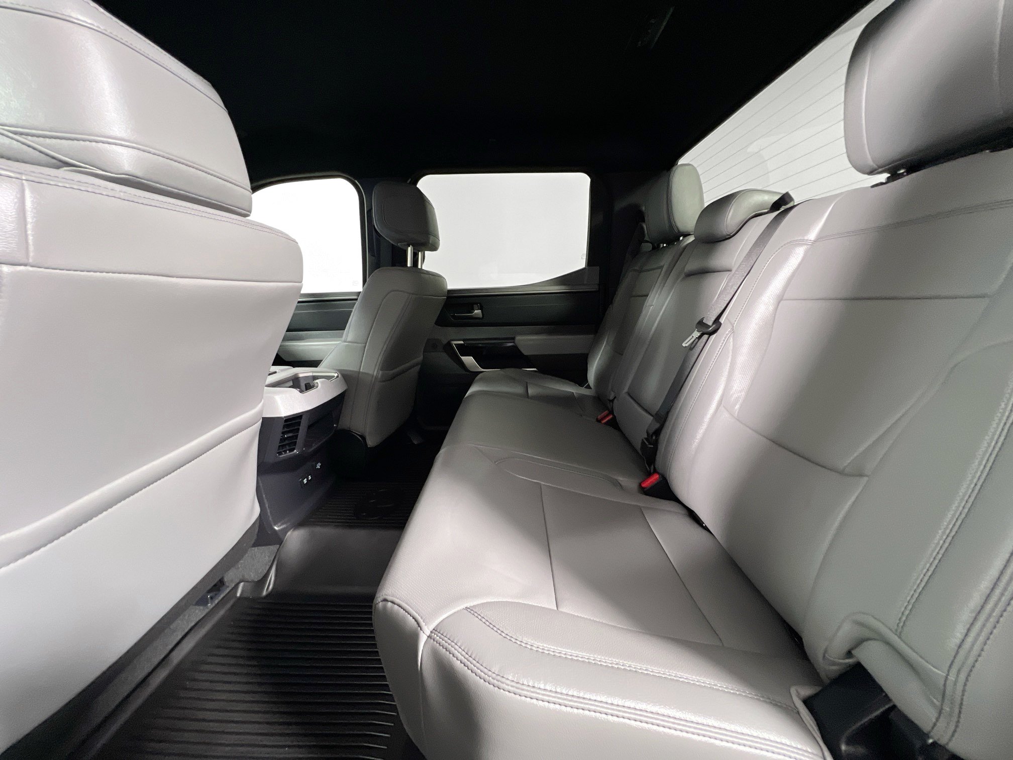New 2026 Toyota Tundra Limited AWD/4WD image 29