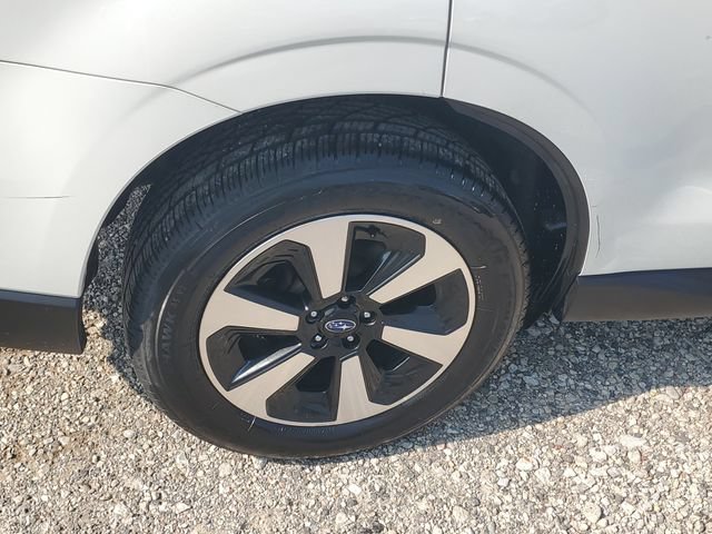 Used 2017 Subaru Forester 2.5i Premium w/ All-Weather Package AWD/4WD image 5