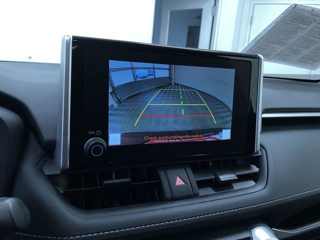 Used 2025 Toyota RAV4 XLE image 27