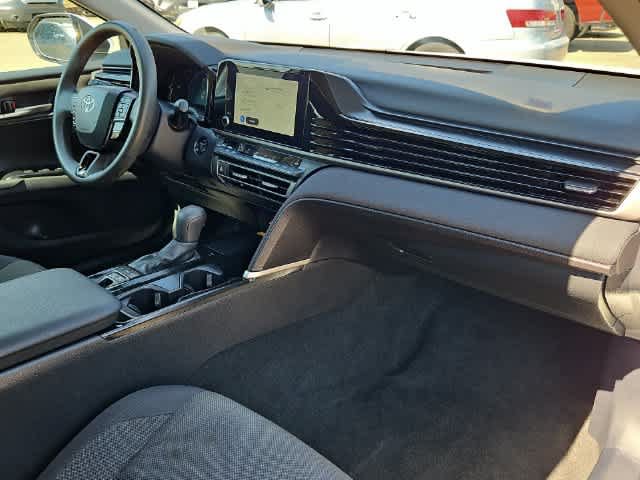 Used 2025 Toyota Camry LE FWD image 19
