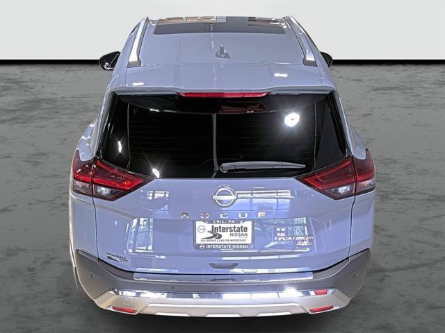 Used 2023 Nissan Rogue Platinum w/ Platinum Premium Package AWD/4WD image 3