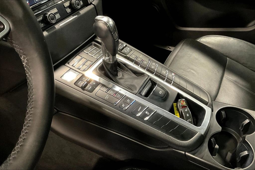 Used 2015 Porsche Macan S image 18