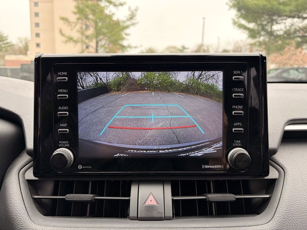 Used 2022 Toyota RAV4 SE w/ Weather & Moonroof Package image 21