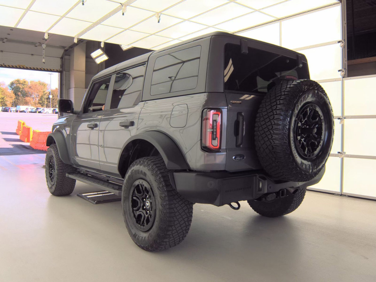Used 2022 Ford Bronco Wildtrak image 4
