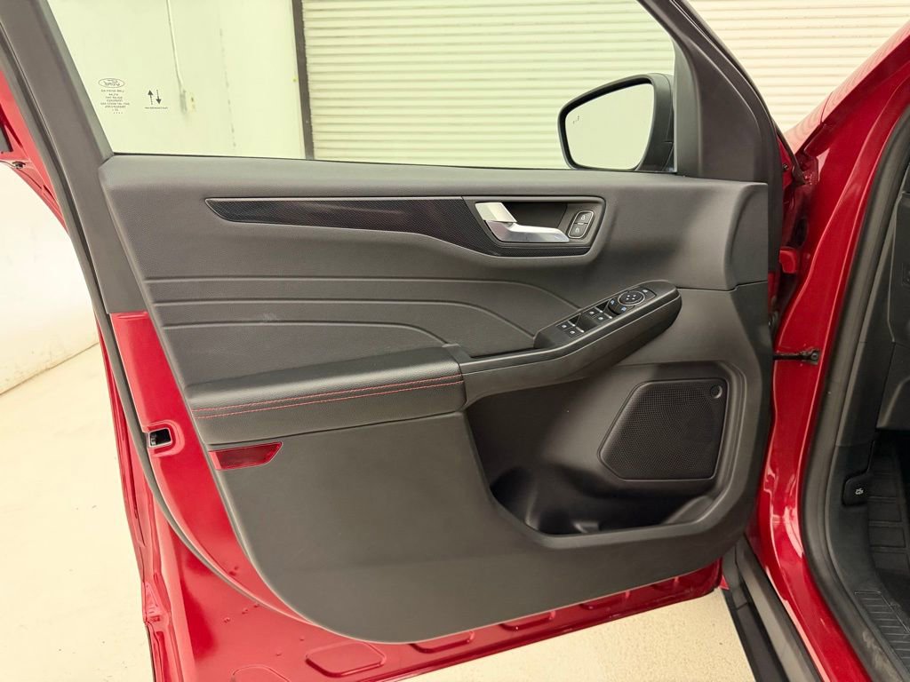 Used 2024 Ford Escape ST-Line image 20