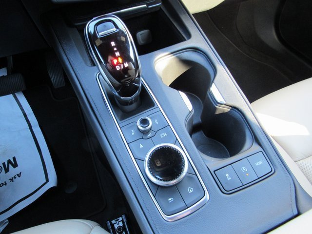 Used 2024 Cadillac XT4 Premium Luxury w/ Technology Package image 18