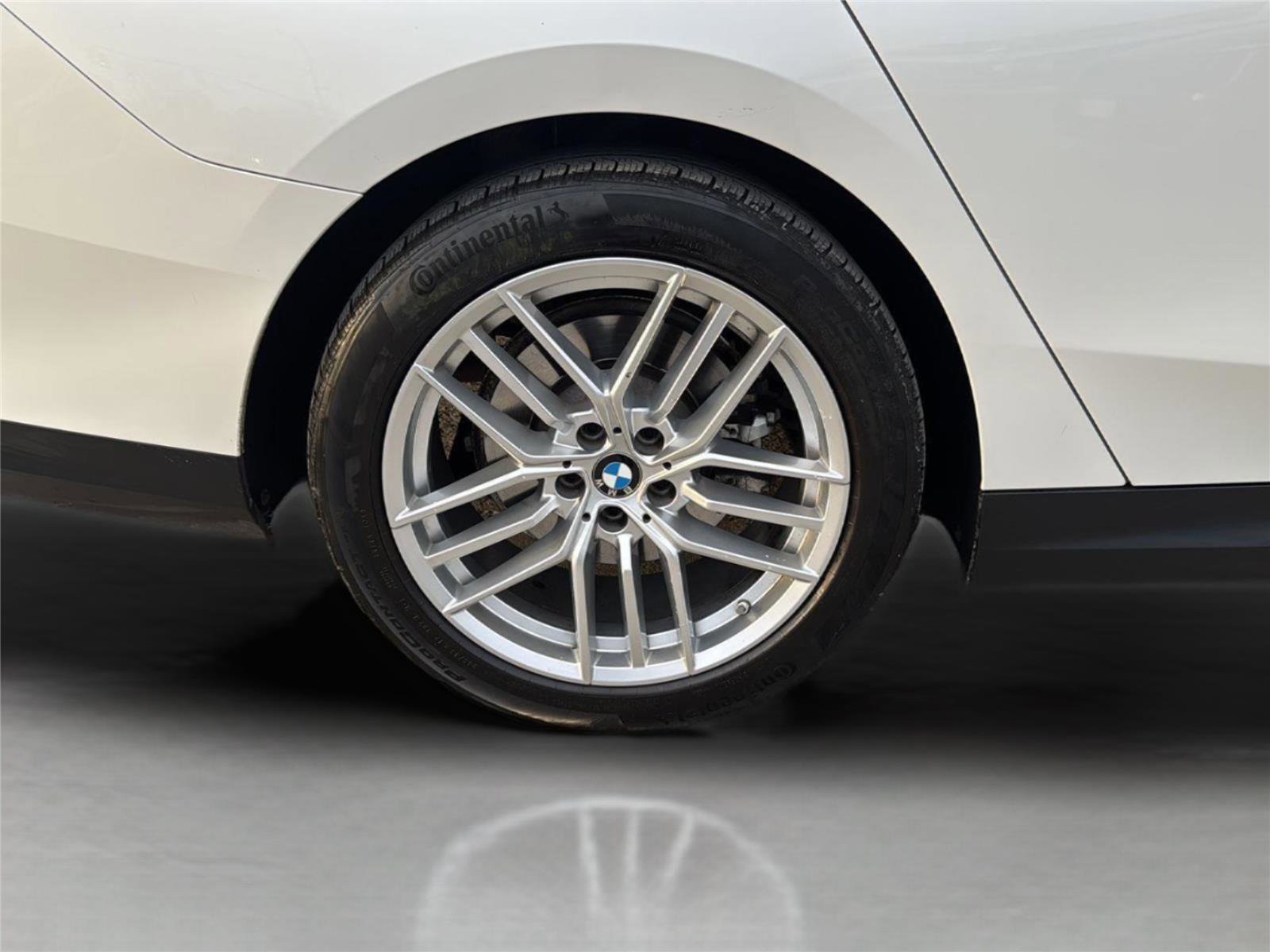 Used 2025 BMW 530i xDrive w/ Premium Package image 35