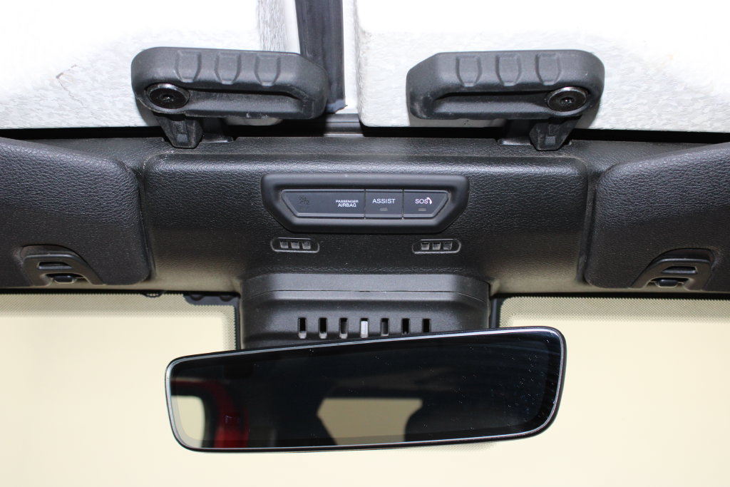 Used 2020 Jeep Gladiator Overland AWD/4WD image 16