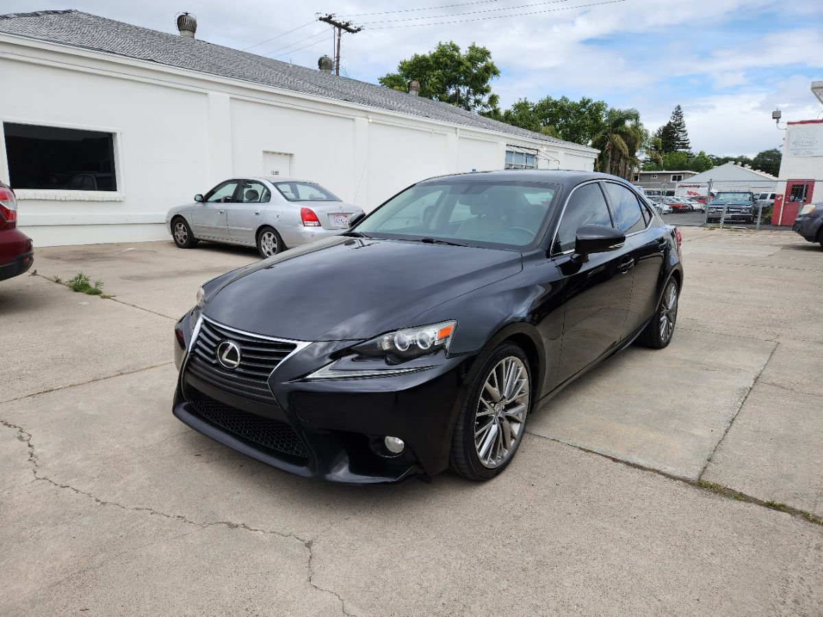 Used 2014 Lexus IS 250 w/ Navigation Package RWD image 2