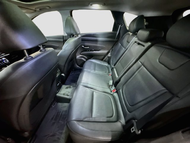 Used 2025 Hyundai Tucson Limited AWD/4WD image 26
