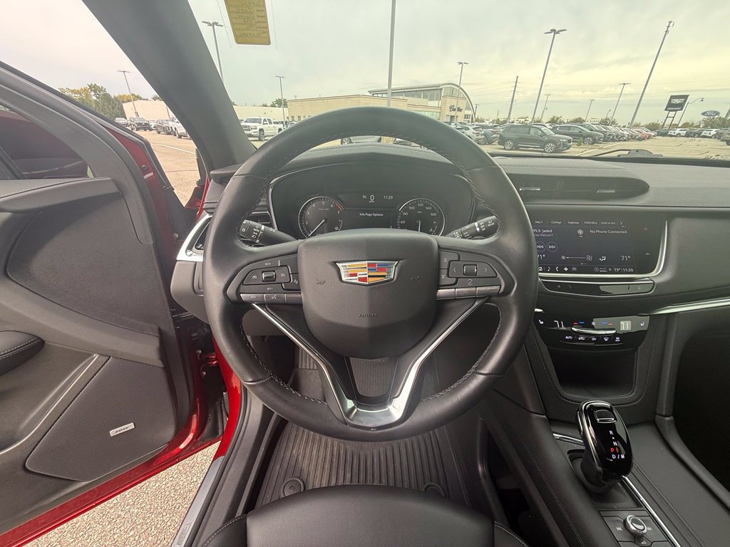 Certified 2024 Cadillac XT6 Luxury w/ LPO, Floor Liner Package AWD/4WD image 19