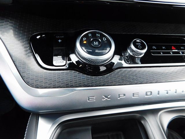 New 2026 Ford Expedition Platinum w/ Stealth Appearance Package image 46