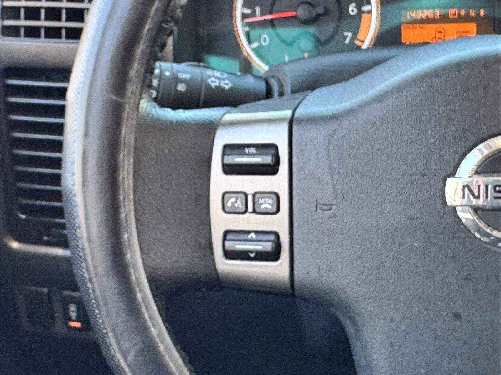 Used 2011 Nissan Titan SV RWD image 19