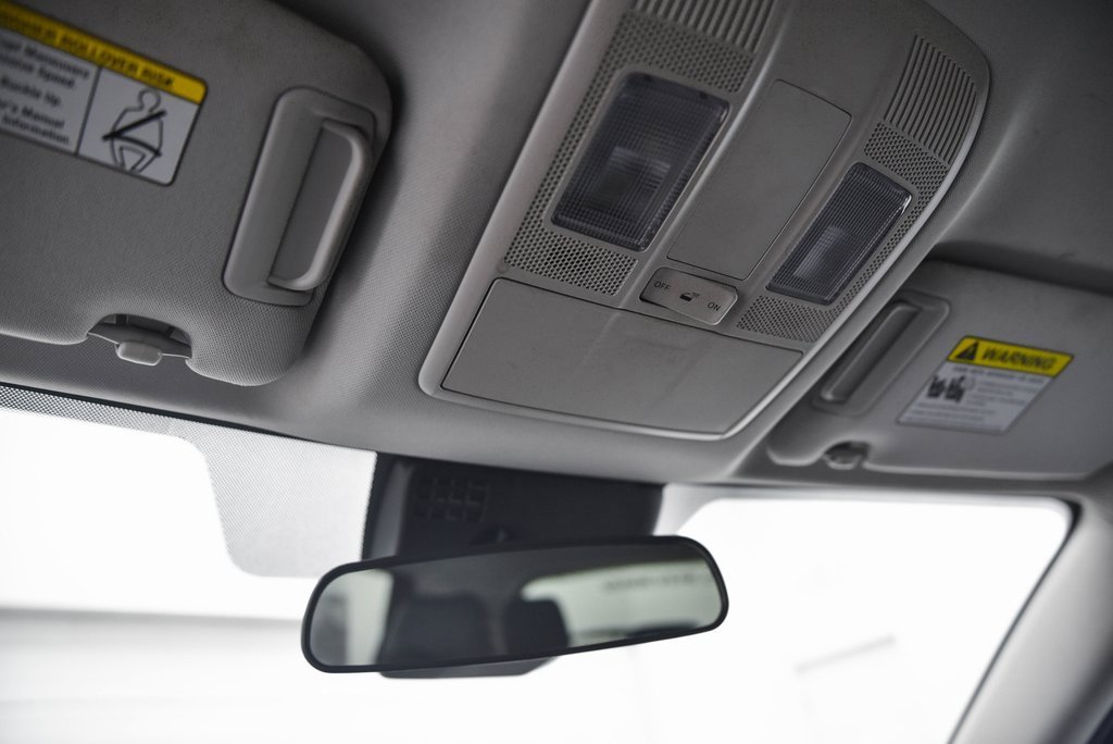 Used 2021 MAZDA CX-5 Touring image 18