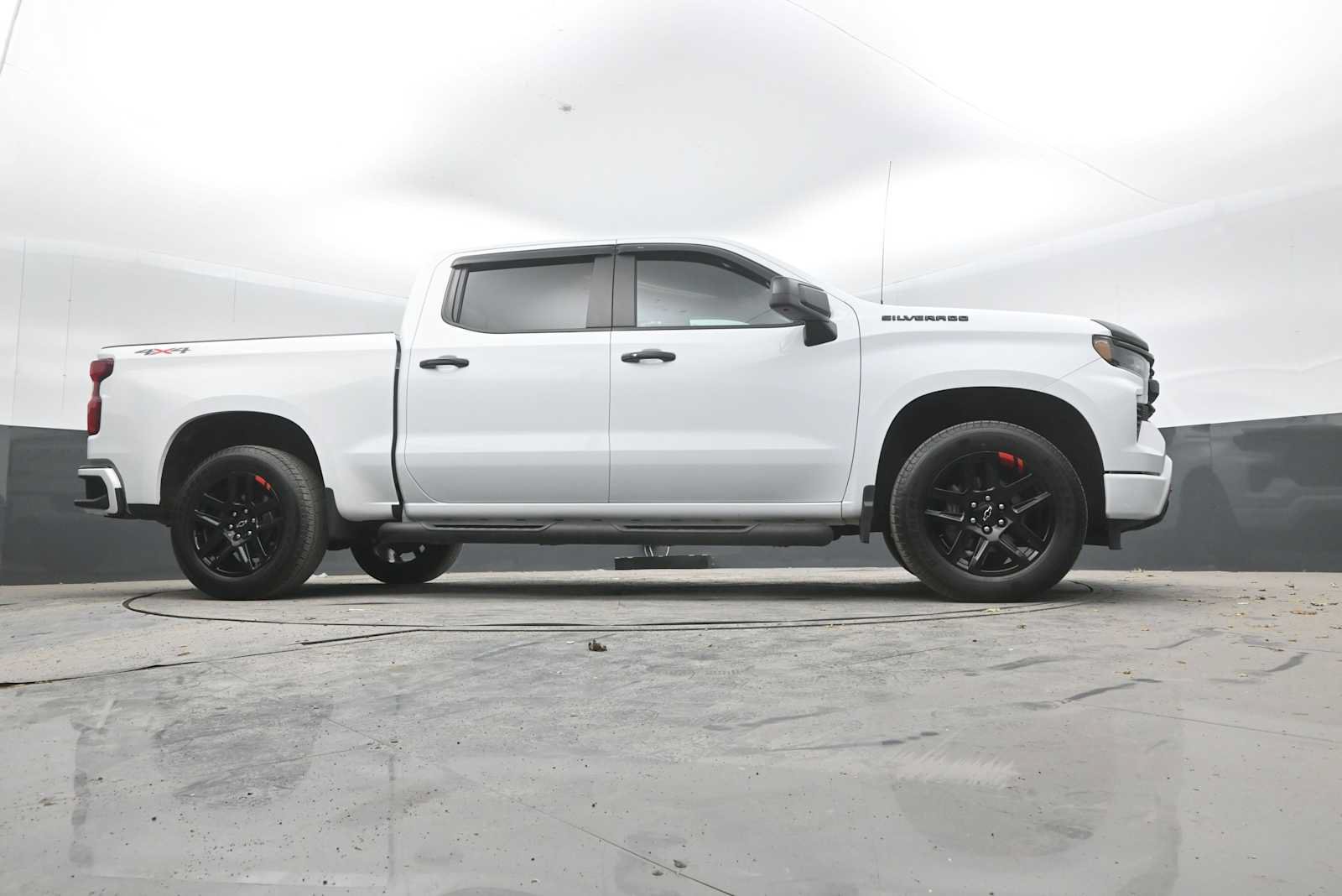Used 2023 Chevrolet Silverado 1500 RST w/ Redline Edition AWD/4WD image 50